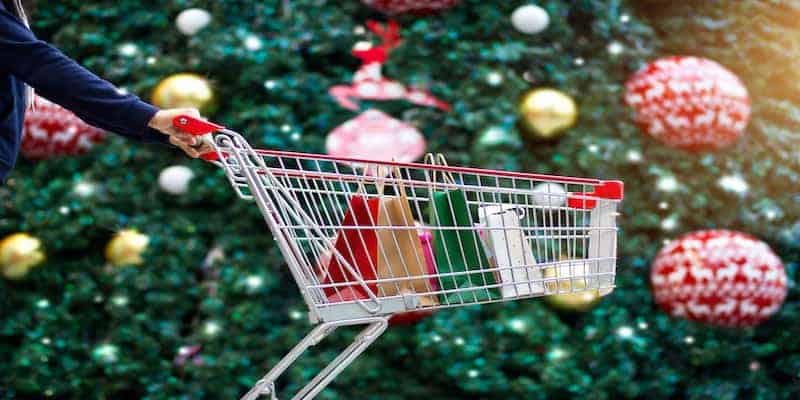 Holiday Cybercrime: Retail Risks and Dark Web Kicks